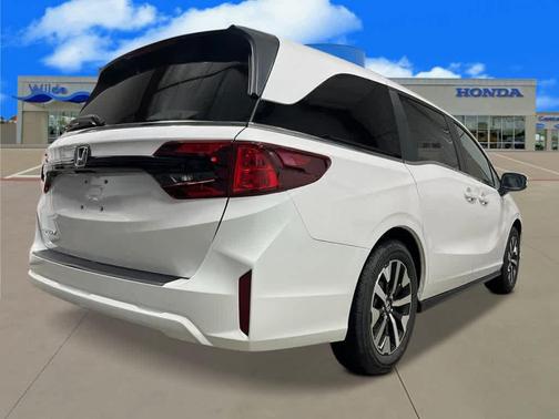 Platinum White Pearl 2027 Honda Odyssey EX-L