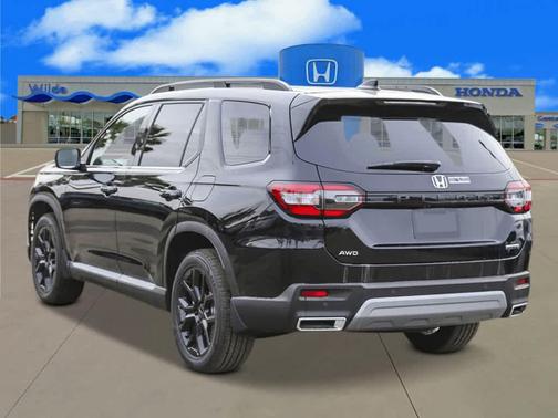 2025 Honda Pilot Touring 8-Passenger