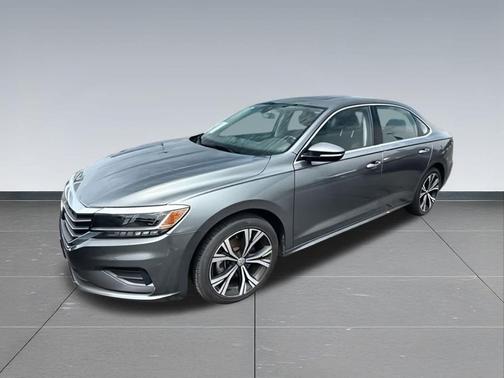 2022 Volkswagen Passat 2.0T SE
