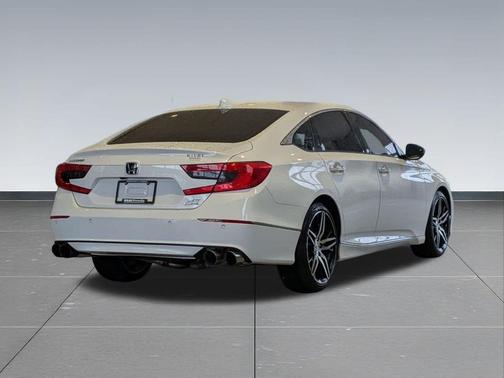 2021 Honda Accord Touring 2.0T