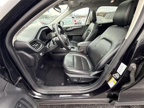 2021 Ford Escape Titanium