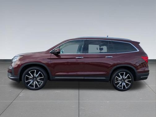 2022 Honda Pilot Touring 8-Passenger