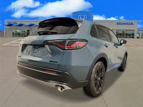 Nordic Forest Pearl 2026 Honda HR-V AWD Sport