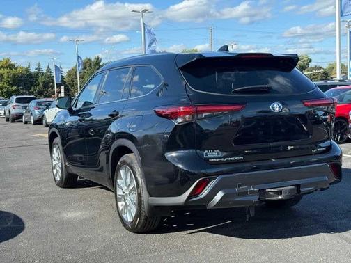2021 Toyota Highlander Hybrid Limited
