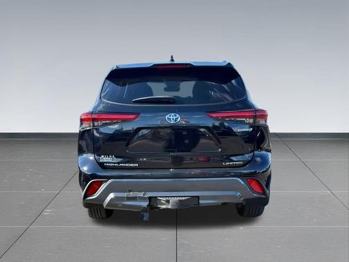 2021 Toyota Highlander Hybrid Limited