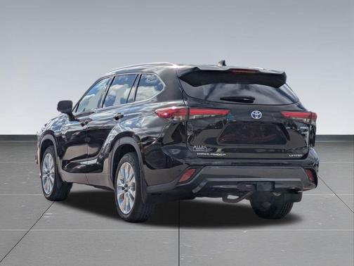 2021 Toyota Highlander Hybrid Limited