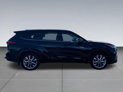 2021 Toyota Highlander Hybrid Limited