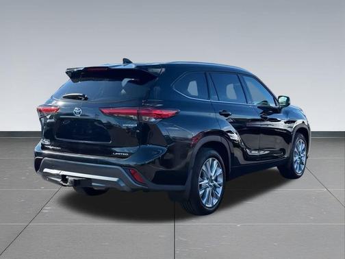 2021 Toyota Highlander Hybrid Limited