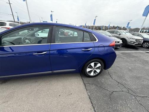 2019 Hyundai IONIQ Plug-In Hybrid Limited