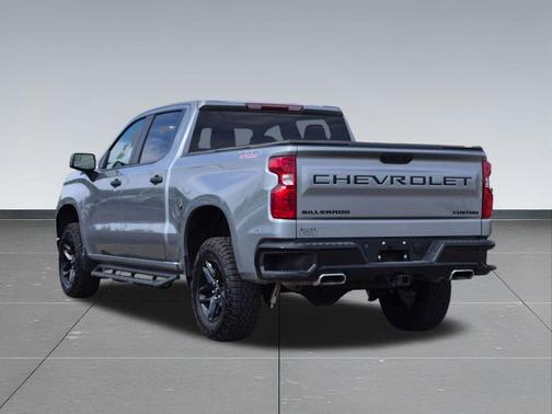 Sterling Gray Metallic 2025 Chevrolet Silverado 1500 Custom Trail Boss