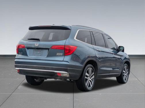 2018 Honda Pilot Touring