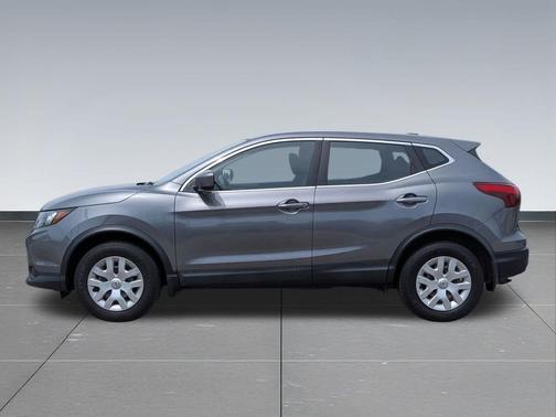 Gun Metallic 2019 Nissan Rogue Sport S