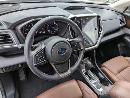 Crystal White Pearl 2023 Subaru Ascent Touring 7-Passenger