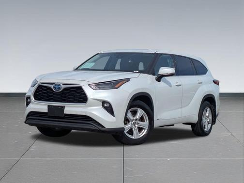 2022 Toyota Highlander Hybrid LE