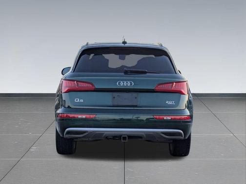 2018 Audi Q5 2.0T Premium Plus