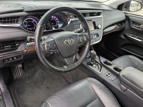 2013 Toyota Avalon Hybrid XLE Touring