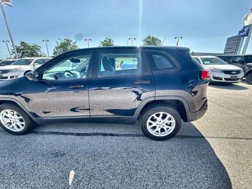 2015 Jeep Cherokee Sport