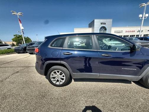 2015 Jeep Cherokee Sport
