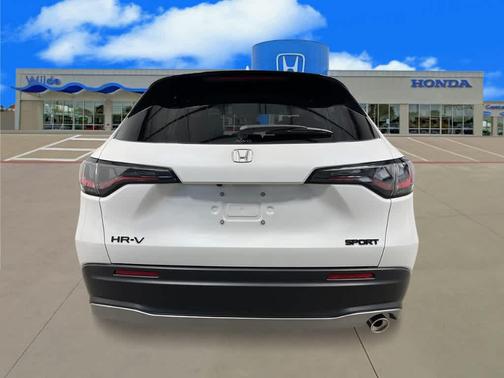 Platinum White Pearl 2027 Honda HR-V Sport