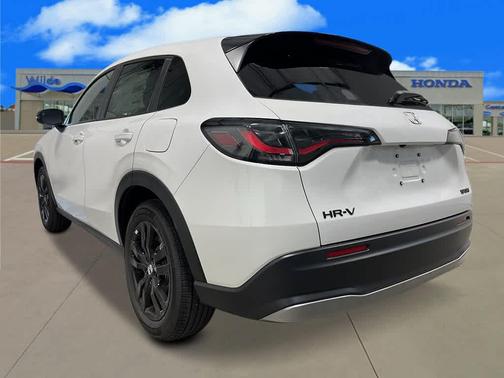 Platinum White Pearl 2027 Honda HR-V Sport