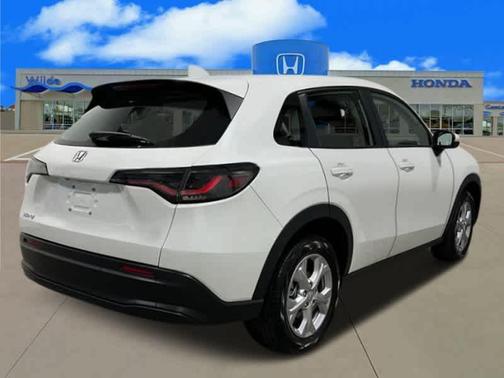 Platinum White Pearl 2025 Honda HR-V LX