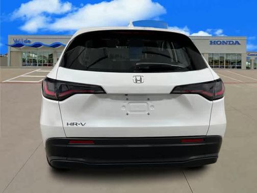 Platinum White Pearl 2025 Honda HR-V LX