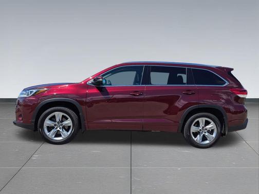 Ooh La La Rouge Mica 2017 Toyota Highlander Limited