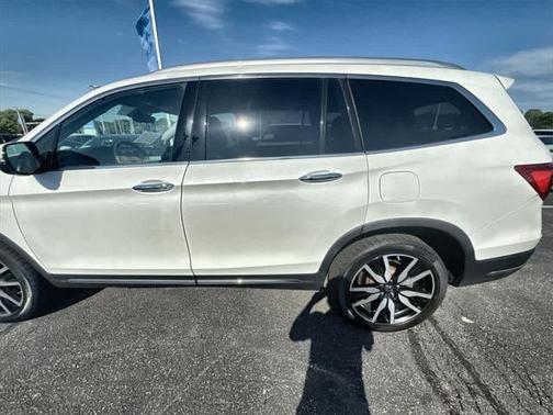 2021 Honda Pilot AWD Elite
