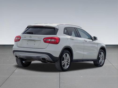2016 Mercedes-Benz GLA-Class 4MATIC