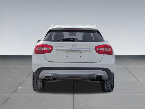 2016 Mercedes-Benz GLA-Class 4MATIC