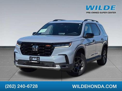 Sonic Gray Pearl 2025 Honda Pilot TrailSport