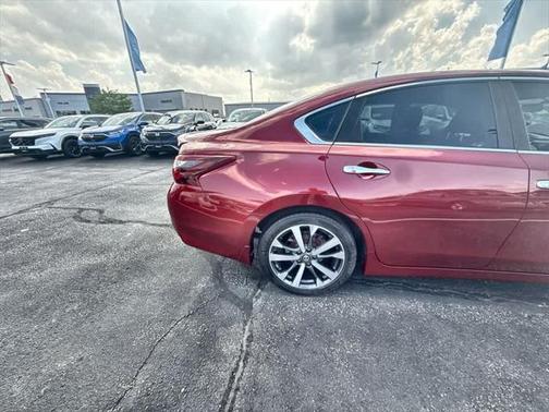 2017 Nissan Altima 2.5 SR