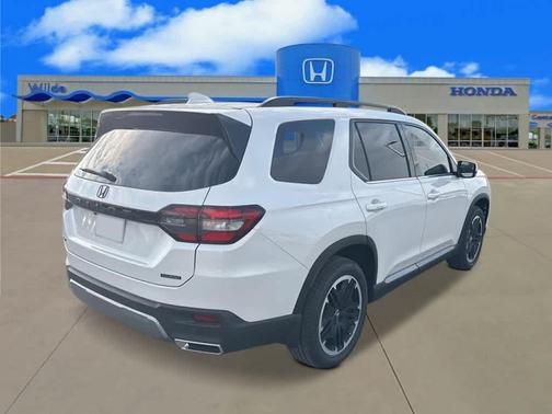 2026 Honda Pilot Touring 8-Passenger