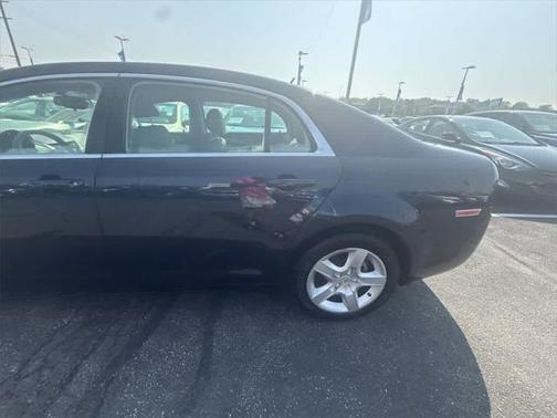 2011 Chevrolet Malibu LS