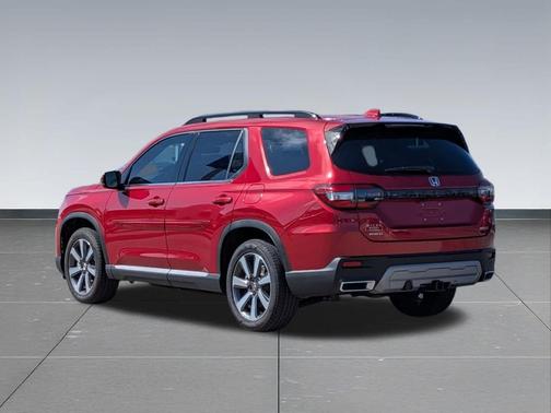 Radiant Red Metallic II 2025 Honda Pilot Touring 8-Passenger