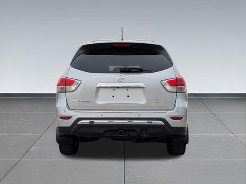 2015 Nissan Pathfinder SL