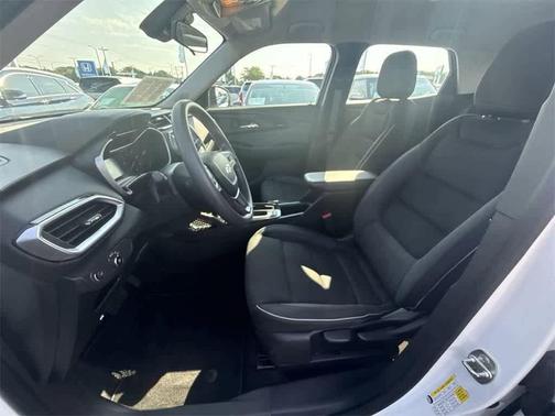 2022 Chevrolet Trailblazer LS