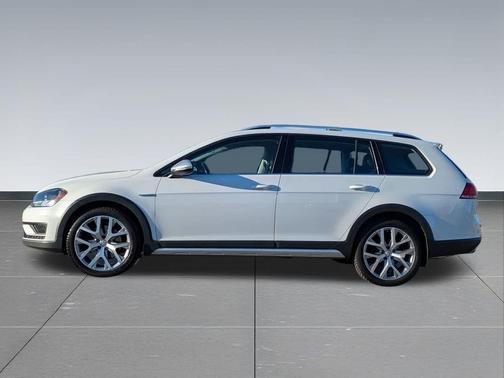2017 Volkswagen Golf Alltrack TSI SEL