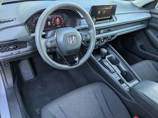 2023 Honda Accord LX 1.5T