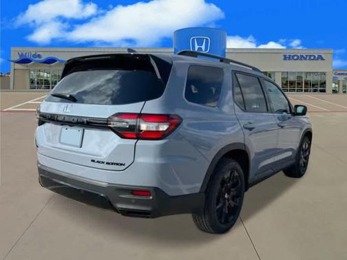 2026 Honda Pilot Black Edition