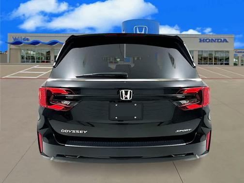 Crystal Black Pearl 2026 Honda Odyssey Sport-L