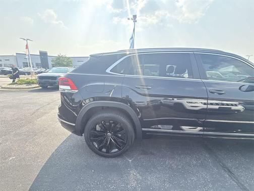 2021 Volkswagen Atlas Cross Sport 3.6L V6 SEL R-Line