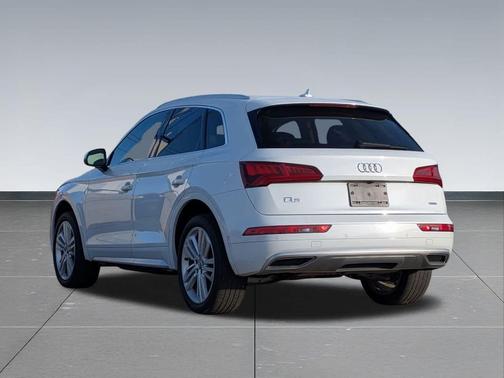 2019 Audi Q5 45 Premium
