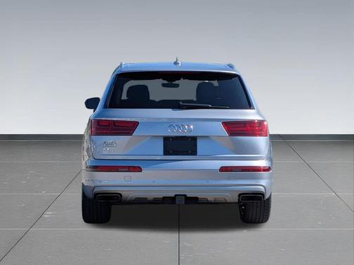 Silver 2019 Audi Q7 55 Premium