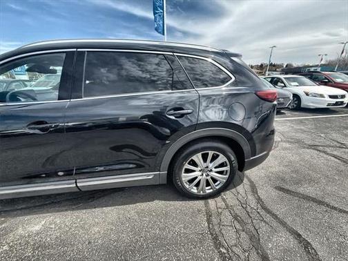 2022 Mazda CX-9 Signature