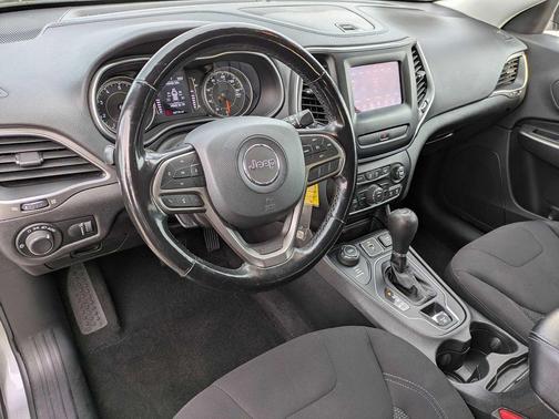 2020 Jeep Cherokee Latitude