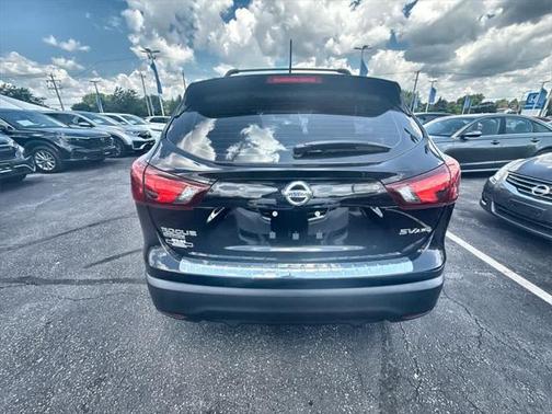 2017 Nissan Rogue Sport SV