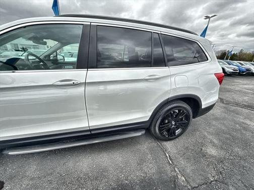 2022 Honda Pilot AWD Special Edition