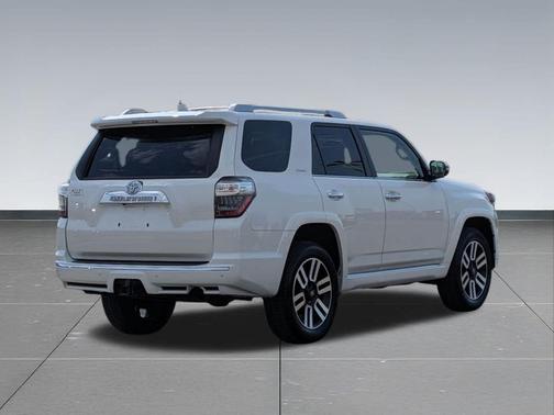 Blizzard Pearl 2023 Toyota 4Runner Limited