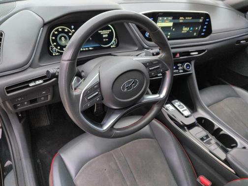 2020 Hyundai SONATA SEL Plus